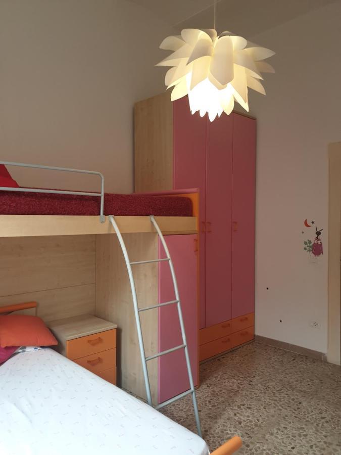 Cleo Tulipano Apartment Falconara Marittima Luaran gambar